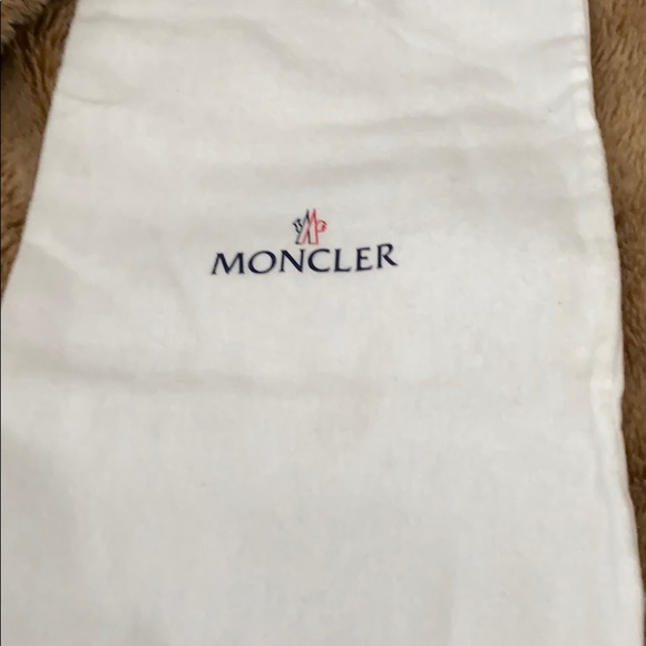 Moncler - Picture 3 of 9